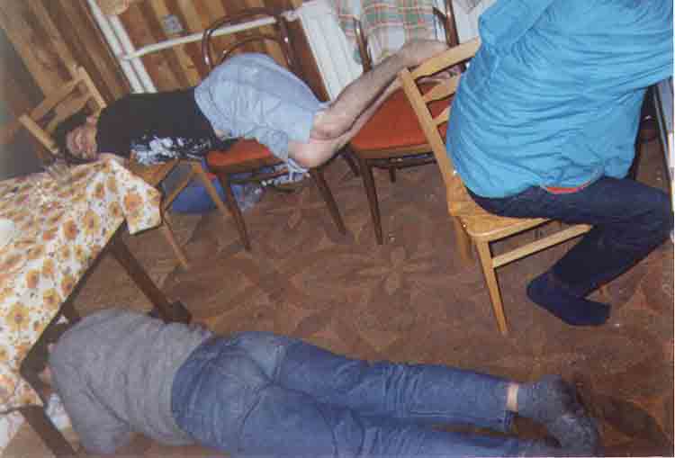 If picture is not shown here, it probably doesnot exist for this quality ... (choose another quality)