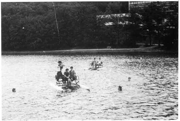 If picture is not shown here, it probably doesnot exist for this quality ... (choose another quality)