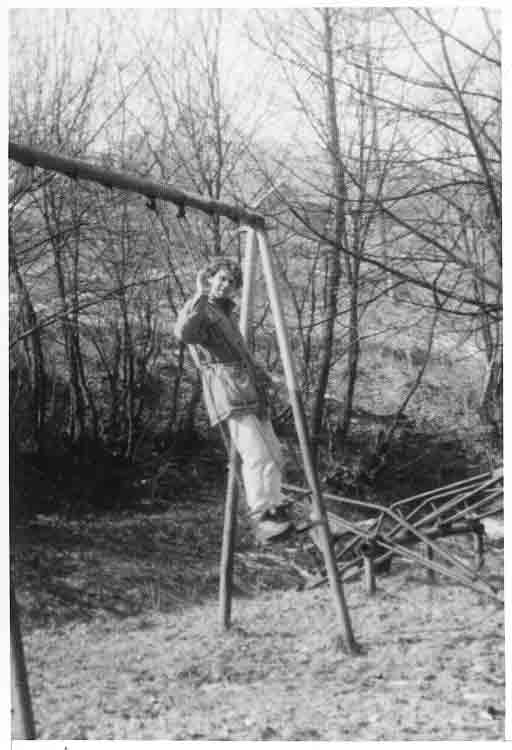 If picture is not shown here, it probably doesnot exist for this quality ... (choose another quality)