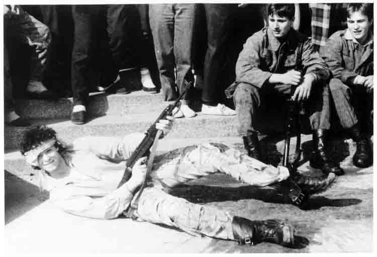 If picture is not shown here, it probably doesnot exist for this quality ... (choose another quality)