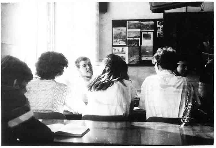 If picture is not shown here, it probably doesnot exist for this quality ... (choose another quality)