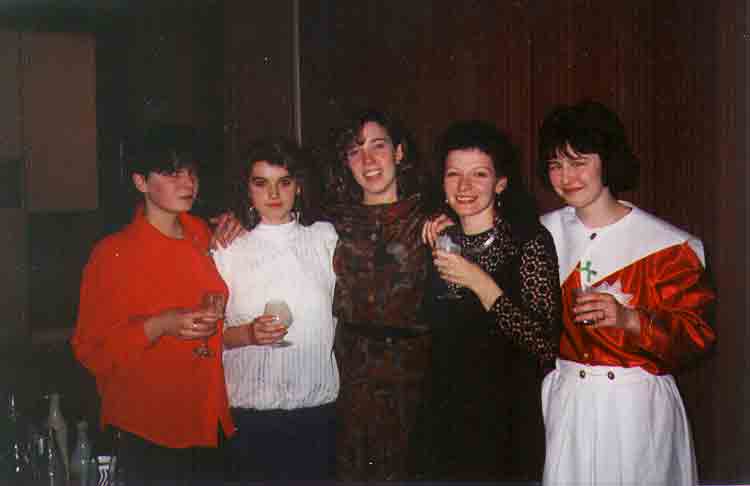 If picture is not shown here, it probably doesnot exist for this quality ... (choose another quality)