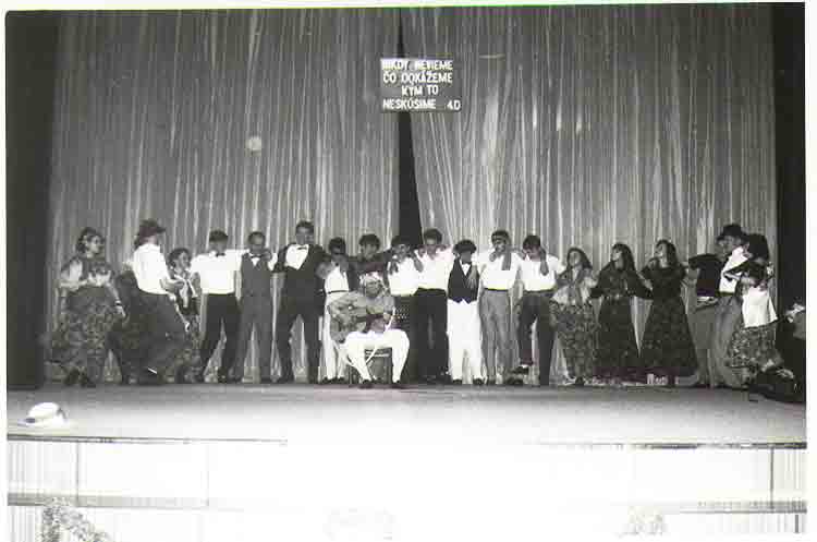 If picture is not shown here, it probably doesnot exist for this quality ... (choose another quality)