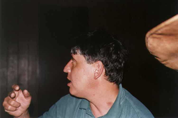 If picture is not shown here, it probably doesnot exist for this quality ... (choose another quality)