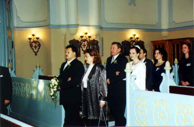 If picture is not shown here, it probably doesnot exist for this quality ... (choose another quality)