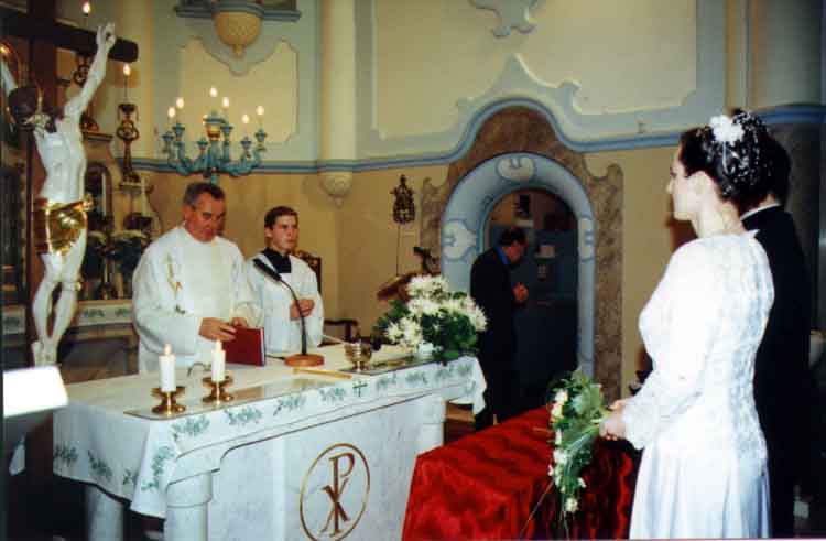 If picture is not shown here, it probably doesnot exist for this quality ... (choose another quality)