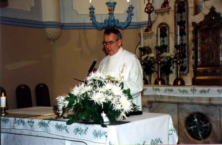 If picture is not shown here, it probably doesnot exist for this quality ... (choose another quality)