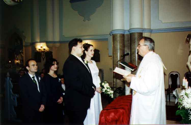 If picture is not shown here, it probably doesnot exist for this quality ... (choose another quality)