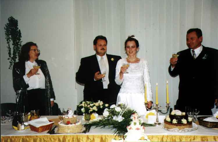 If picture is not shown here, it probably doesnot exist for this quality ... (choose another quality)