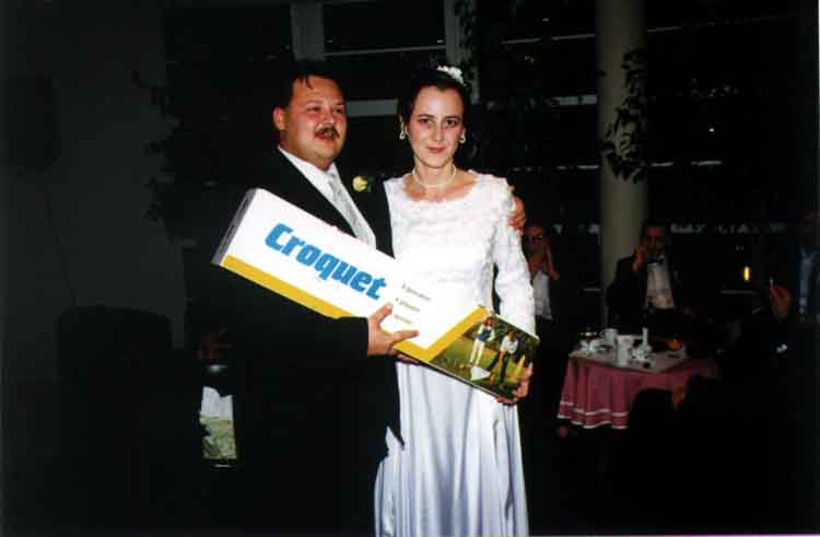 If picture is not shown here, it probably doesnot exist for this quality ... (choose another quality)