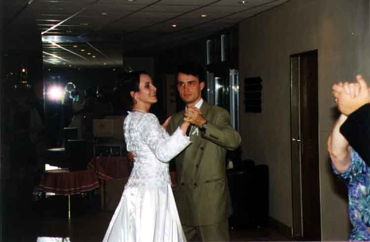 If picture is not shown here, it probably doesnot exist for this quality ... (choose another quality)