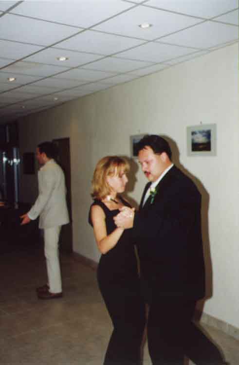 If picture is not shown here, it probably doesnot exist for this quality ... (choose another quality)