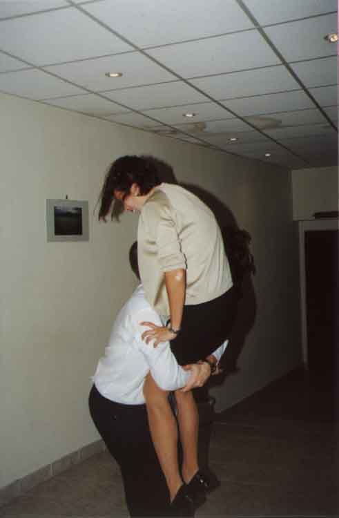 If picture is not shown here, it probably doesnot exist for this quality ... (choose another quality)