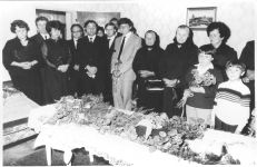 1983_06_06_jan_hluchan_pohreb_06.jpg: 121k (2002-12-27 17:25)