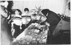 1983_06_06_jan_hluchan_pohreb_07.jpg: 125k (2002-12-27 17:25)