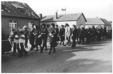 1983_06_06_jan_hluchan_pohreb_14.jpg: 119k (2002-12-27 17:25)