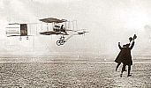 fotky_z_20_stoleti_034_prvni_lety_aviatiku.jpg: 56k (2011-12-16 00:01)