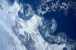 iss_views_2012_19.jpg: 146k (2012-04-08 18:48)